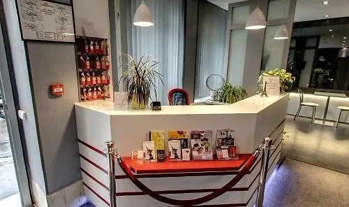 Camelia فندق باريس